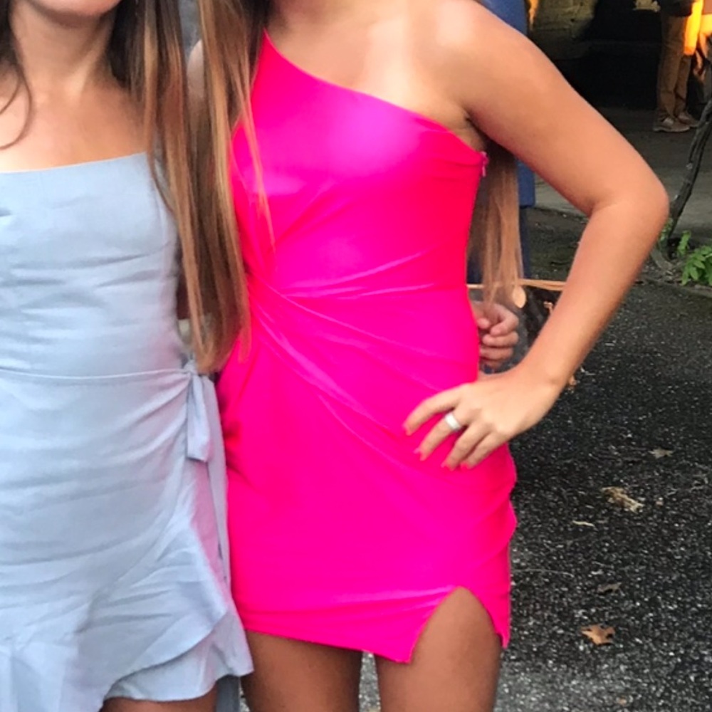 Revolve dress size small